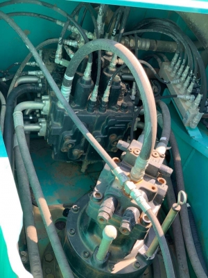 รถแบคโฮ HYD.EXCAVATOR KOBELCO รถแบคโฮ HYD.EXCAVATOR KOBELCO