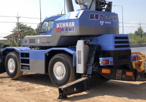 ขายรถเครน TADANO TR250M-6 (ขนาด 25 ตัน) ปี 1997 นำเข้าเองจากญี่ปุ่น สภาพสวยพร้อมใช้ มีVDOการทำงานครั
