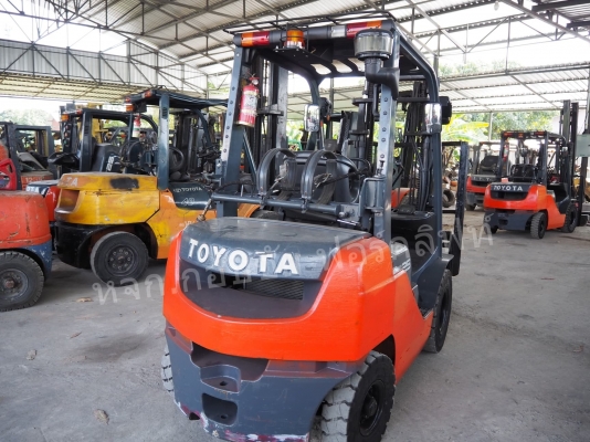 ขายรถยก TOYOTA รุ่น 8FG25