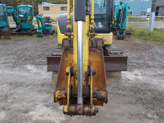 รถขุด KOMATSU : PC40MR-2