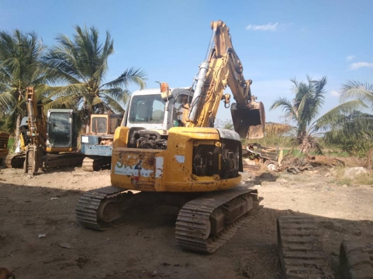 ขายสินค้าเก่านอก รถขุด : HYD. EXCAVATOR KOBELCO SK70SRD  คอนโทรลน้ำมัน ,ปั๊มนิ้ว ,แทรคเหล็ก , มีเก๋ง