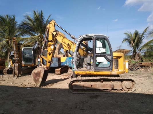 ขายสินค้าเก่านอก รถขุด : HYD. EXCAVATOR KOBELCO SK70SRD  คอนโทรลน้ำมัน ,ปั๊มนิ้ว ,แทรคเหล็ก , มีเก๋ง