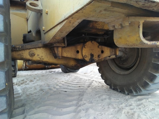 CATTERPILLA 950 A รถตักล้อยางสภาพพร้อมใช้งาน เครื่องดี ยางดี ซื้อไปใช้งานได้เลยไม่ผิดหวัง