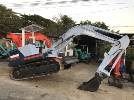 kubota kx040สภาพดีเก่าญี่ปุ่น มีใบอินวอยไม่เคยใช้ในไทย
