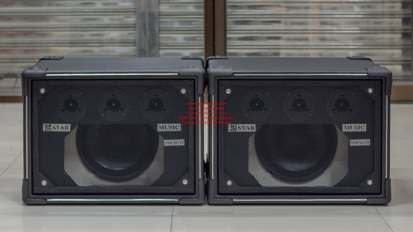 ตู้ลำโพง Star Music ดอก 15 นิ้ว 2 ตู้ ดอก 10 นิ้วและแซค 2 ตู้ สภาพใหม่ พร้อมใช้งาน