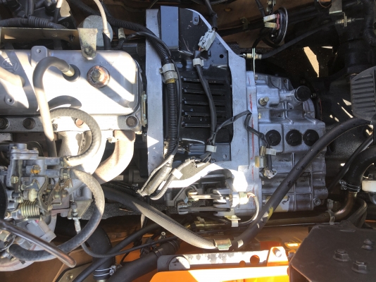 ขายรถตักยางพาราเสาสูง4เมตรงาเทได้ขาย250000บาท