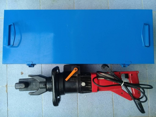 เครื่องดัดเหล็กมือถือ (ข้ออ้อยขนาด 20mm.) สภาพ95\% พร้อมใช้งาน เครื่องดัดเหล็กมือถือ (ข้ออ้อยขนาด 20mm.) สภาพ95\% พร้อมใช้งาน