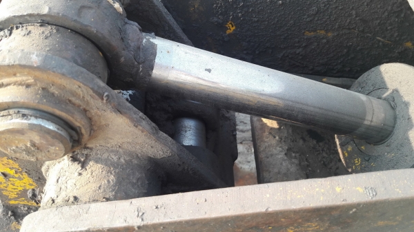 ขาย บุ้งกี้ ตัวหนีบ HIAB หมุนได้รอบตัว เก่า JAPAN 35000 บาท โทร 084-5424150