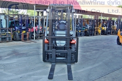 ขาย รถโฟล์คลิฟท์ TOYOTA รุ่น 7-FDF25