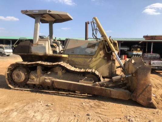 KOMATSU D 65 E -12 เล่มทะเบียน เครื่องดี เกียร์แรง ปั้มยกดี ช่วงล่างแน่น  รถพร้อมใช้งาน เอกสารพร้อมโอน ราคา 590,000 รถอยู่ ยโสธร