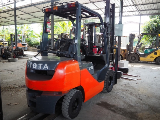 ขายรถยก TOYOTA รุ่น 8FG25