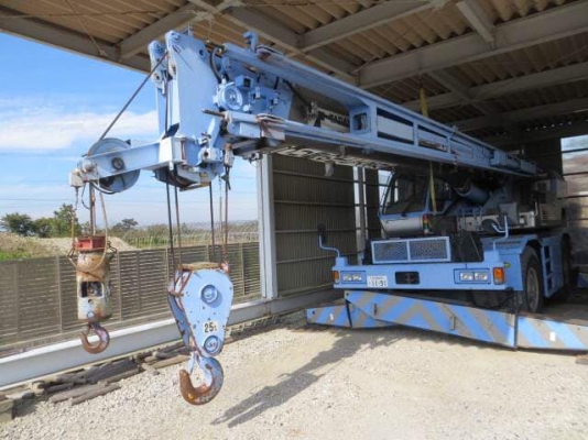 ขายรถเครน TADANO TR250M-6 (ขนาด 25 ตัน) ปี 1997 นำเข้าเองจากญี่ปุ่น สภาพสวยพร้อมใช้งาน ถึงเร็วๆนี้ครับ ขายรถเครน TADANO TR250M-6 (ขนาด 25 ตัน) ปี 1997 นำเข้าเองจากญี่ปุ่น สภาพสวยพร้อมใช้งาน ถึงเร็วๆนี้ครับ