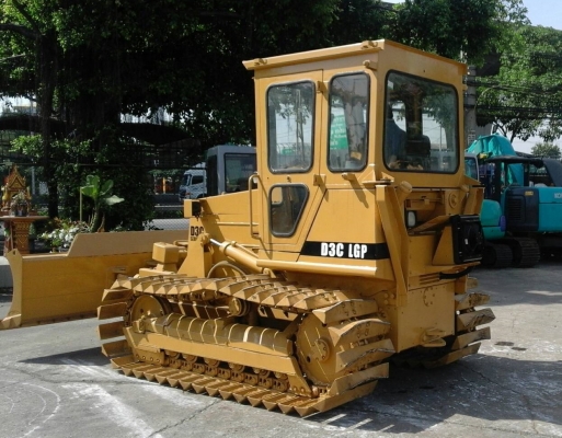 CATERPILLAR รุ่น D3 C CATERPILLAR รุ่น D3 C