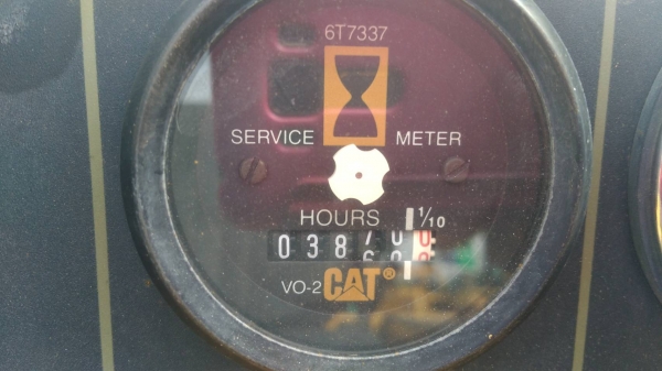 CATERPILLAR รุ่น D3 C CATERPILLAR รุ่น D3 C