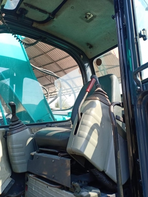 ขายKOBELCO SK135SR-1ES. YY04. มีลายแย๊ก...เครื่องปั๊มแห้ง..สภาพสวย  พร้อมใช้  โทร 089-3818694 จ๊อย