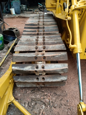 ขานรถดัน..MITSUBISHI. BD2F. เก่านอกแท้  สภาพสวย แทรคใหญ่  พร้อมใช้  โทร 089-3818694 จ๊อย