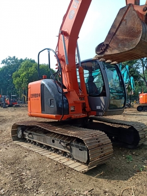 ขายHITACHI ZX135US เก่านอกแท้  สภาพสวยมากๆๆ  แทรคใหญ่  พร้อมใช้  โทร 089-3818694 จ๊อย