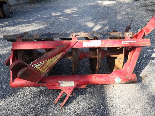 ขายผานพรวน5*22 ยี่ห้อHUI พร้อมใช้งาน  ราคา 17,500 บาท  สนใจสอบถาม084-9997463