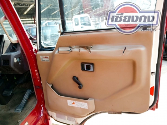ขายหัวเก๋ง Hino F18 ภายในสวยมาก หัวนอกนำเข้า