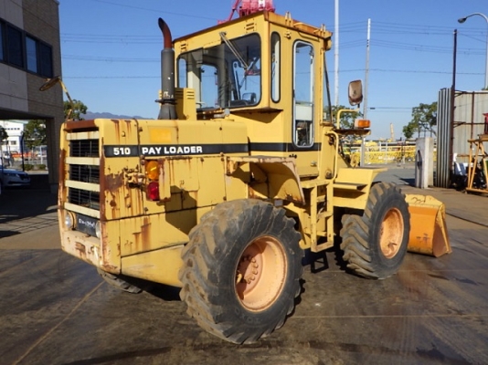 ขายรถตักล้อยาง KOMATSU 510 กรองเดี่ยว นำเข้าเองจากญี่ปุ่น สภาพสวยพร้อมใช้งาน ถึงเร็วๆนี้ครับ ขายรถตักล้อยาง KOMATSU 510 กรองเดี่ยว นำเข้าเองจากญี่ปุ่น สภาพสวยพร้อมใช้งาน ถึงเร็วๆนี้ครับ