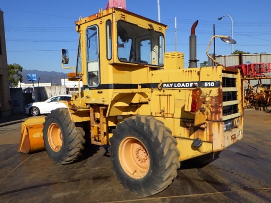 ขายรถตักล้อยาง KOMATSU 510 กรองเดี่ยว นำเข้าเองจากญี่ปุ่น สภาพสวยพร้อมใช้งาน ถึงเร็วๆนี้ครับ ขายรถตักล้อยาง KOMATSU 510 กรองเดี่ยว นำเข้าเองจากญี่ปุ่น สภาพสวยพร้อมใช้งาน ถึงเร็วๆนี้ครับ