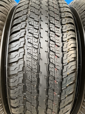 ยางป้ายแดง 265-65-17 Yokohama ปี 19 ตุ่มเป้งๆ มีเส้นสี