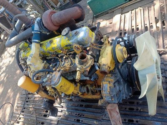 ขายเครื่อง KOMATSU 200-3 6D105 ขายเครื่อง KOMATSU 200-3 6D105