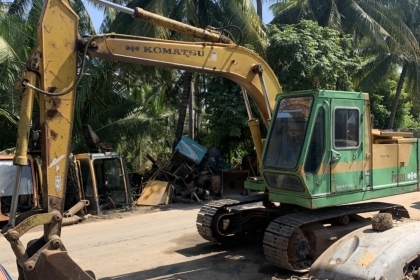 ขาย!! &gt;&gt;&gt; Komatsu Pc120 รุ่น 2 สภาพดี รุ่นทนทาน &lt;&lt;&lt; เบอร์ติดต่อ 098-7155789 086-4631102