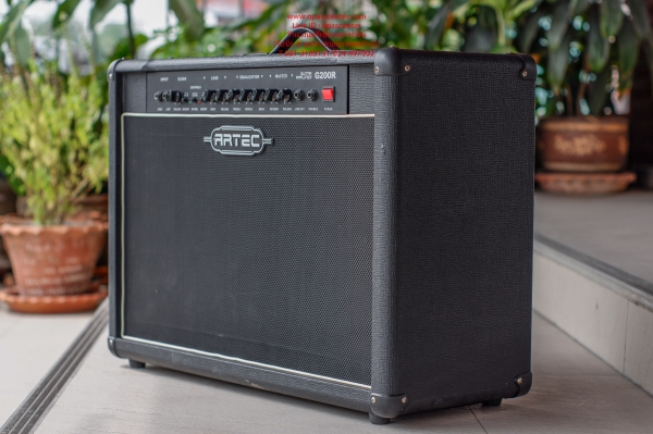 ลดพิเศษ-ตู้แอมป์กีต้าร์ ARTEC รุ่น G-200R ดอก 12 นิ้ว 2 ดอก กำลังขับ 200 วัตต์ มือสอง สภาพใหม่