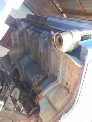 ขายหกล้อ ISUZU NPR 115 แรง หน้าFหลังF เครื่องเกียร์ดี คัชชีสวย ยางพร้อมใช้งาน เอกสารเล่มทะเบียน สนใจ