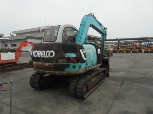 ขายรถขุด KOBELCO SK60-2 เครื่องยนต์ISUZU-4JB1 คอนโทรลน้ำมัน ปั๊มนิ้ว แทรคยาง รถเดิมๆเก่านอก มีเอกสาร