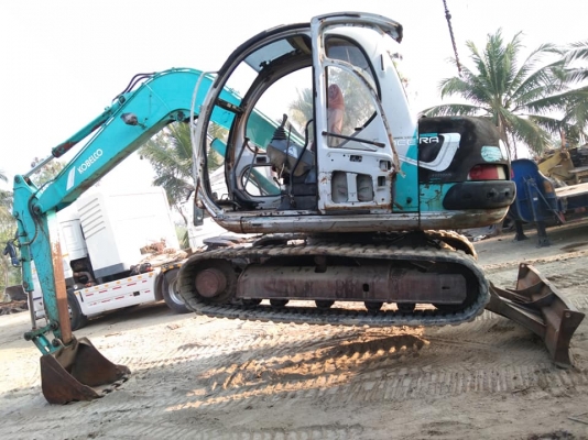 ขายรถขุด KOBELCO SK60-2 เครื่องยนต์ISUZU-4JB1 คอนโทรลน้ำมัน ปั๊มนิ้ว แทรคยาง รถเดิมๆเก่านอก มีเอกสาร