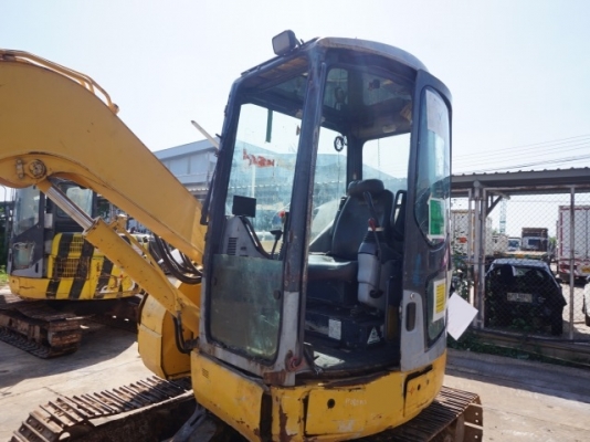 ขายรถขุด KOMATSU PC78US-6NO เครื่องยนต์KOMATSU-4D95L ,คอนโทรลน้ำมัน, ปั๊มนิ้ว, มีแอร์, มีลายเจาะ ,แทรคเหล็ก,รถเดิมๆเก่านอก มีเอกสาร