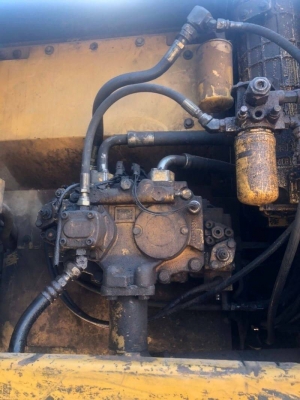 CATTERPILAR 320D ทำงาน 14,xxx เอกสารเล่มทะเบียน ราคา 895,000 ต่อรอง รถอยู่ที่  ขอนแก่น 064-191-1112