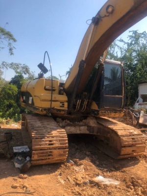 CATTERPILAR 320D ทำงาน 14,xxx เอกสารเล่มทะเบียน ราคา 895,000 ต่อรอง รถอยู่ที่  ขอนแก่น 064-191-1112