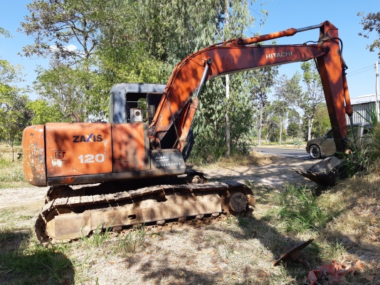 ขายด่วน ฮิตาชิ EX120-2 เครื่องเดิม ปั้มเดิม แอรมี ไฟฟ้ามี ขาดมอเตอคันเร่ง เอกสารซื้อขาย