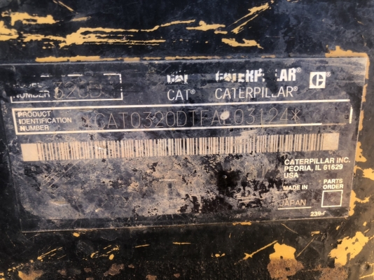 ขาย 895,000 CAT 320 D เล่มทะเบียน 14,XXX ชม. ไฟฟ้าครบ เครื่องดี ปั้มแรง เอวแน่น ช่วงล่างดี เฟรมสวย  รถอยู่ ขอนแก่น 090-772-3710 090-772-3708