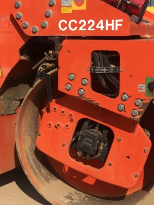 ขายรถบด DYNAPAC CC224HF ปี 2009 (3,XXX ชั่วโมง) รถนอกนำเข้า สภาพสวยพร้อมใช้งาน มีVDOการทำงานครับ ขายรถบด DYNAPAC CC224HF ปี 2009 (3,XXX ชั่วโมง) รถนอกนำเข้า สภาพสวยพร้อมใช้งาน มีVDOการทำงานครับ