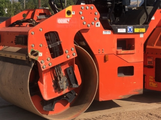 ขายรถบด DYNAPAC CC224HF ปี 2009 (3,XXX ชั่วโมง) รถนอกนำเข้า สภาพสวยพร้อมใช้งาน มีVDOการทำงานครับ ขายรถบด DYNAPAC CC224HF ปี 2009 (3,XXX ชั่วโมง) รถนอกนำเข้า สภาพสวยพร้อมใช้งาน มีVDOการทำงานครับ