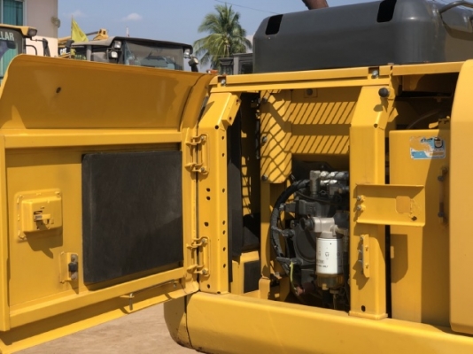 ขายรถขุด KOMATSU PC120-8 นำเข้าเองจากญี่ปุ่น สภาพสวยพร้อมใช้งาน มีVDOการทำงานครับ ขายรถขุด KOMATSU PC120-8 นำเข้าเองจากญี่ปุ่น สภาพสวยพร้อมใช้งาน มีVDOการทำงานครับ