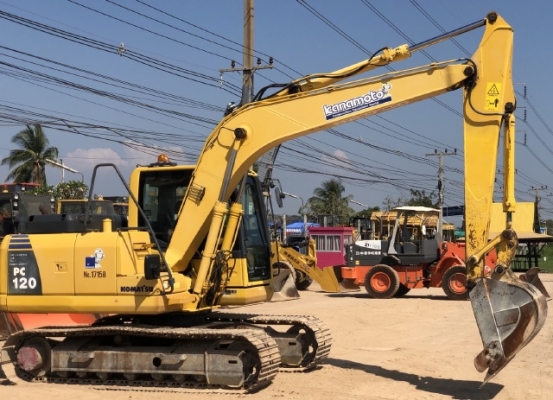 ขายรถขุด KOMATSU PC120-8 นำเข้าเองจากญี่ปุ่น สภาพสวยพร้อมใช้งาน มีVDOการทำงานครับ ขายรถขุด KOMATSU PC120-8 นำเข้าเองจากญี่ปุ่น สภาพสวยพร้อมใช้งาน มีVDOการทำงานครับ