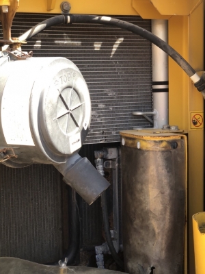 ขายรถขุด KOMATSU PC120-8 นำเข้าเองจากญี่ปุ่น สภาพสวยพร้อมใช้งาน มีVDOการทำงานครับ ขายรถขุด KOMATSU PC120-8 นำเข้าเองจากญี่ปุ่น สภาพสวยพร้อมใช้งาน มีVDOการทำงานครับ