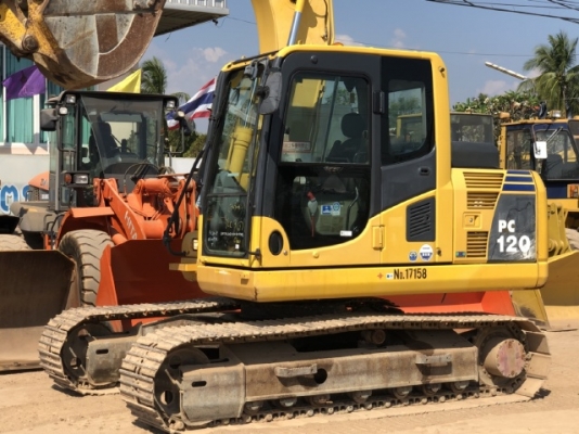 ขายรถขุด KOMATSU PC120-8 นำเข้าเองจากญี่ปุ่น สภาพสวยพร้อมใช้งาน มีVDOการทำงานครับ ขายรถขุด KOMATSU PC120-8 นำเข้าเองจากญี่ปุ่น สภาพสวยพร้อมใช้งาน มีVDOการทำงานครับ