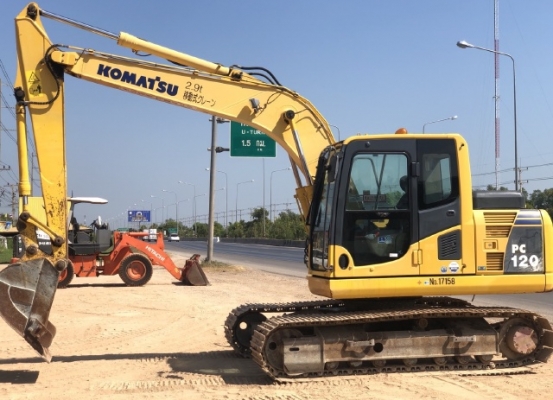 ขายรถขุด KOMATSU PC120-8 นำเข้าเองจากญี่ปุ่น สภาพสวยพร้อมใช้งาน มีVDOการทำงานครับ ขายรถขุด KOMATSU PC120-8 นำเข้าเองจากญี่ปุ่น สภาพสวยพร้อมใช้งาน มีVDOการทำงานครับ