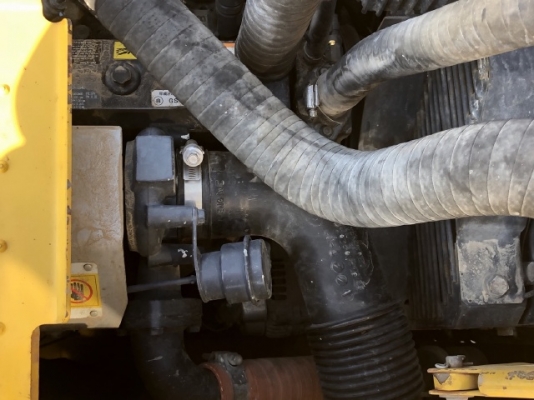 ขายรถขุด KOMATSU PC120-8 นำเข้าเองจากญี่ปุ่น สภาพสวยพร้อมใช้งาน มีVDOการทำงานครับ ขายรถขุด KOMATSU PC120-8 นำเข้าเองจากญี่ปุ่น สภาพสวยพร้อมใช้งาน มีVDOการทำงานครับ