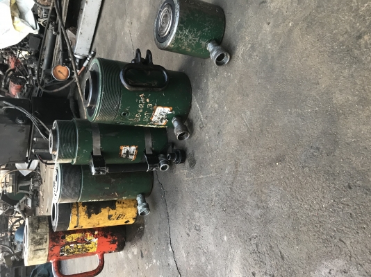 ขาย แม่แรง 30-100 ตัน สภาพพร้อมใช้งาน