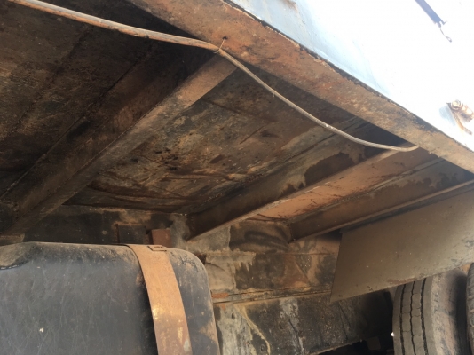 ขายกะบะ10ล้อ กว้าง 2.54เมตร ยาว 6.70เมตร สูง2.23เมตร คัสชีกว้าง 85เช็นติเมตร ขายกะบะ10ล้อ กว้าง 2.54เมตร ยาว 6.70เมตร สูง2.23เมตร คัสชีกว้าง 85เช็นติเมตร