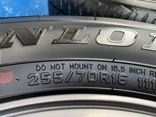 ล้อแม็ก ISUZU All New D-max Hilander X-Series ขอบ 16 พร้อมยางป้ายแดง 255-70-16 Dunlop ปี 19