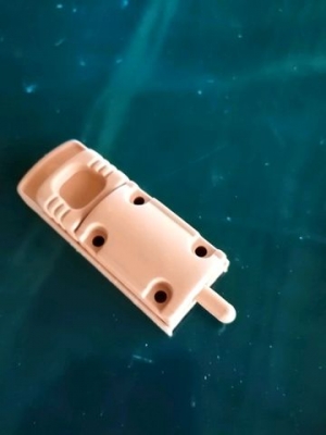 กลอนตู้พลาสติก เดือยกลม