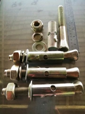 พุกเหล็กชุบซิงค์